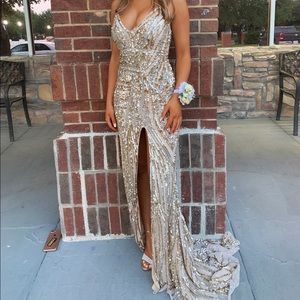 Sherri Hill prom dress